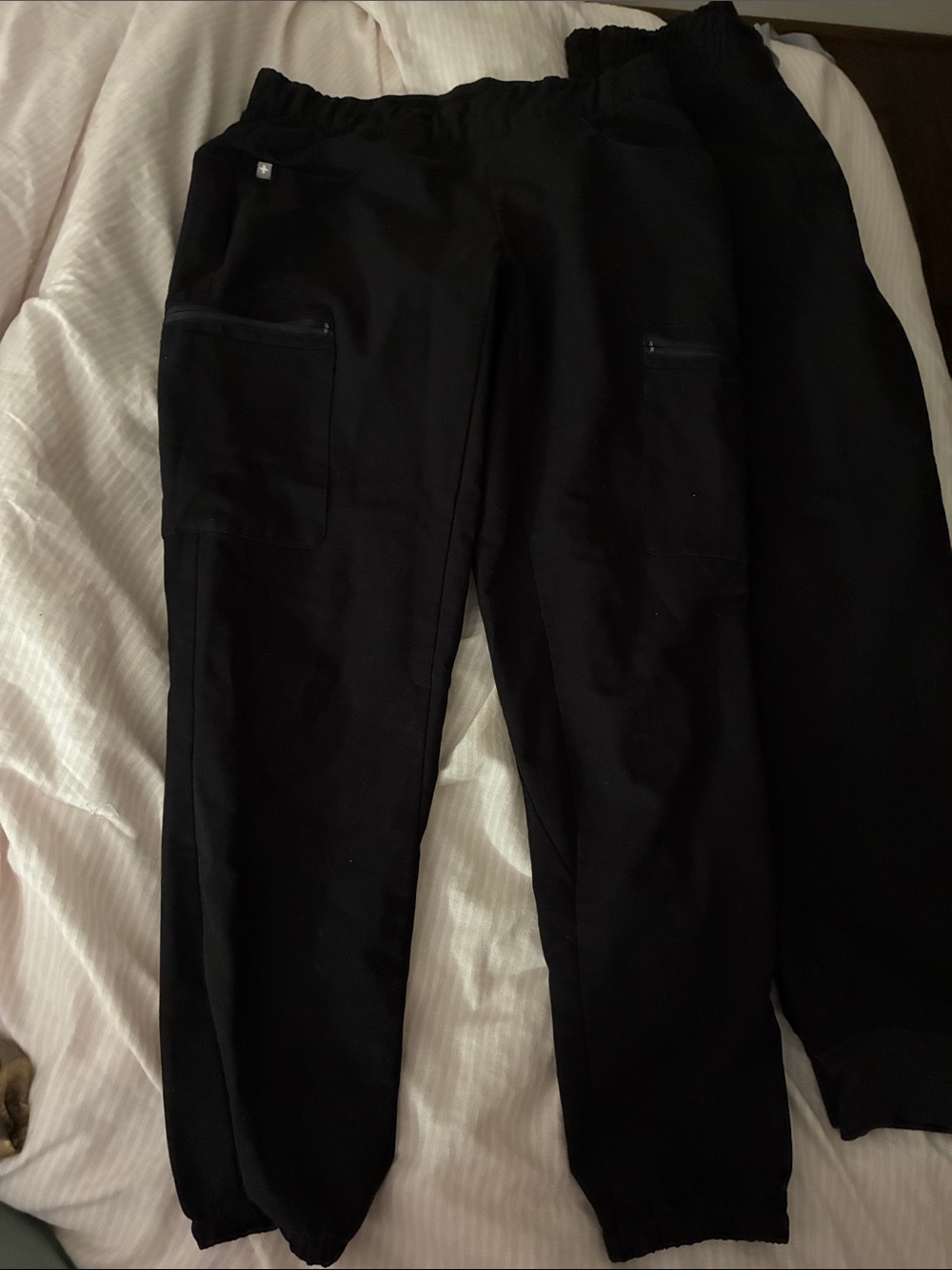 Women’s Small FIGS SCRUB PANTS (TWO PAIRS)
